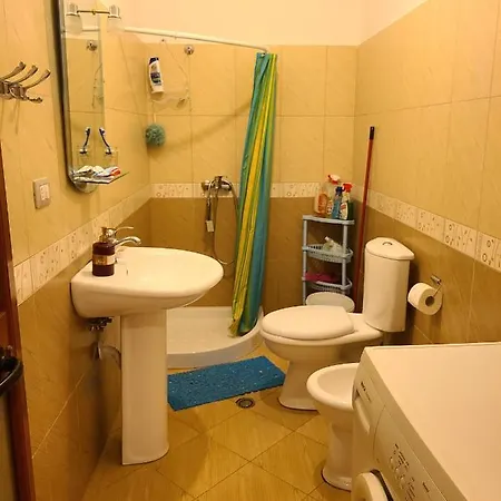 Seaside Calm - 1 Bedroom Flat Just 2 Minutes Walk From The Apartment